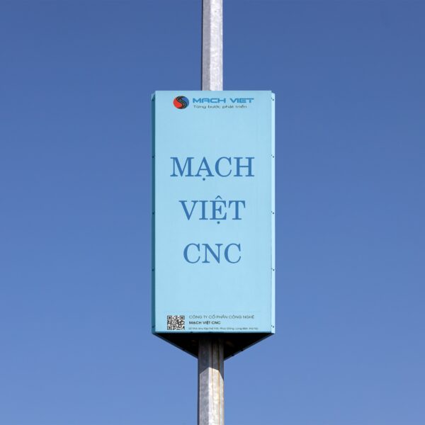 Biển quảng cáo trên cột đèn đường